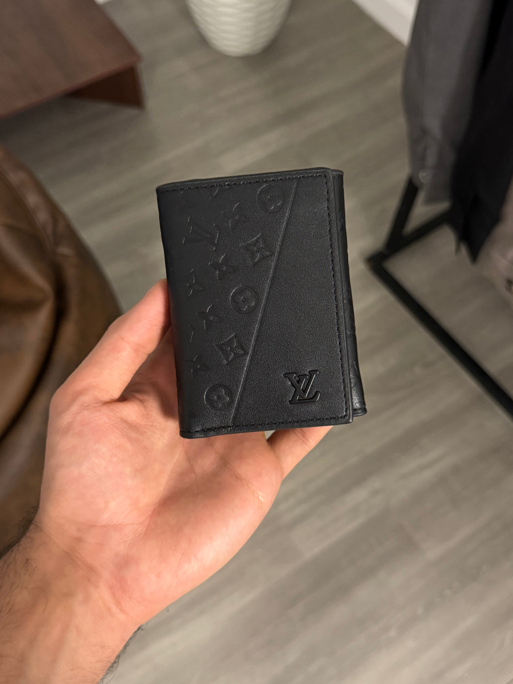 LOUIS VUITTON LEATHER WALLET