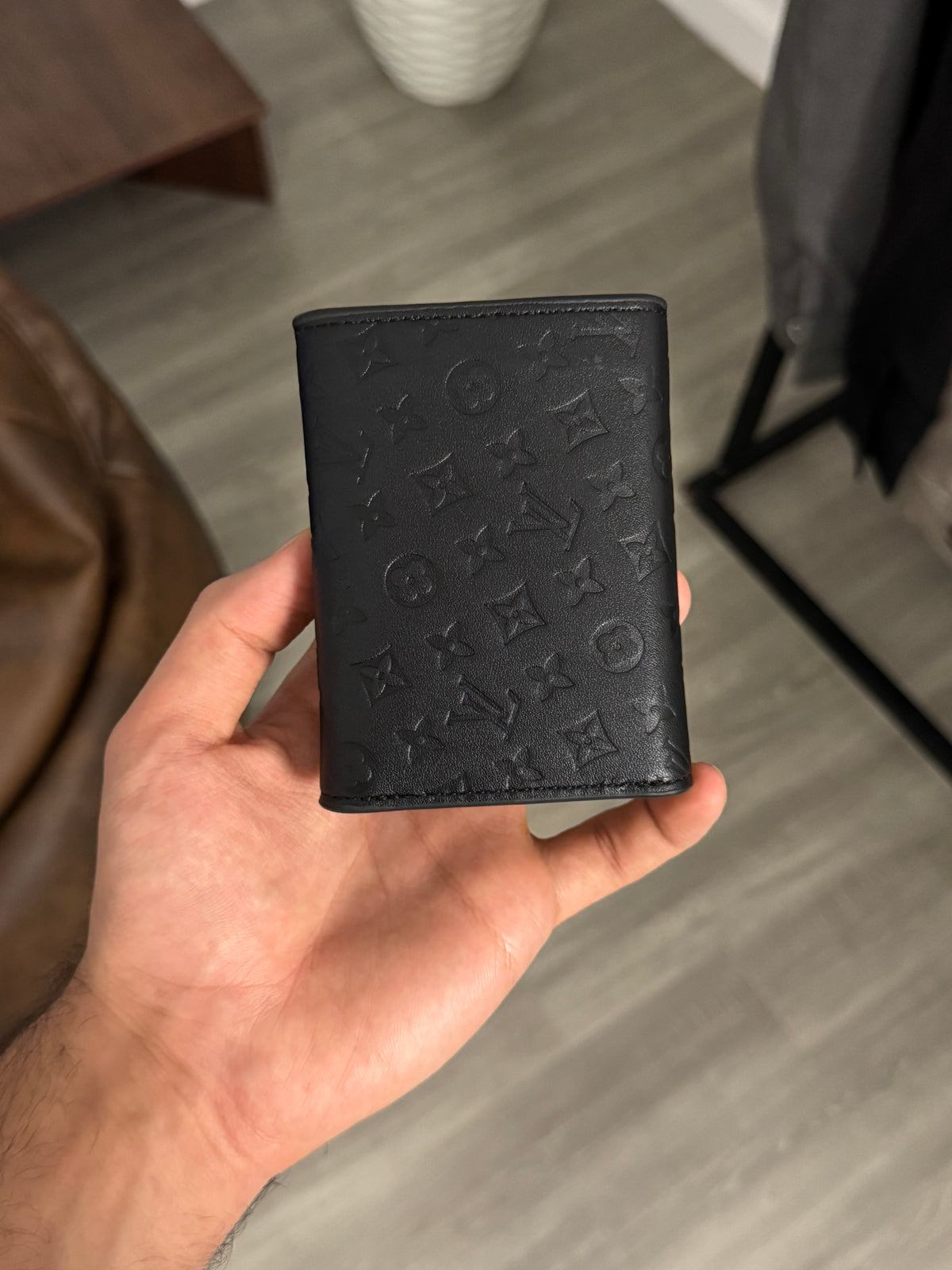 LOUIS VUITTON LEATHER WALLET