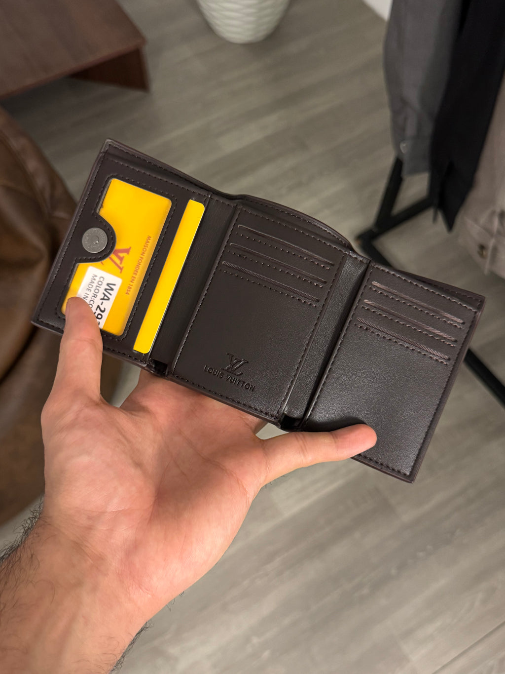 LOUIS VUITTON LEATHER WALLET