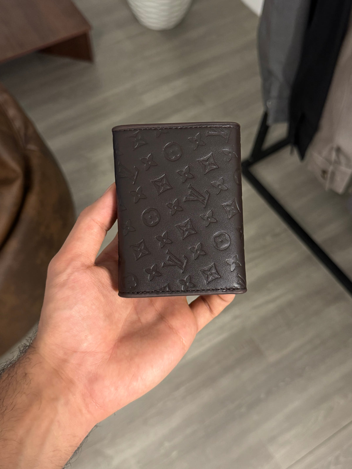 LOUIS VUITTON LEATHER WALLET
